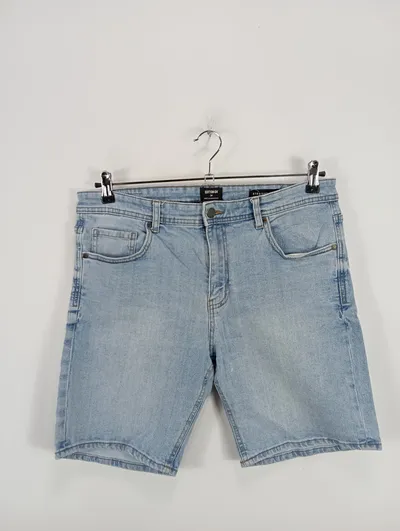 Cotton On Herren Jeans Shorts Blau Gr. 34 Casual Straight Fit