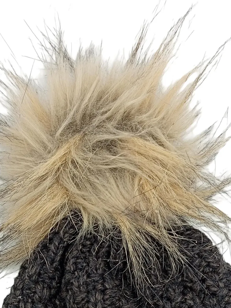 Eisglut Mütze Damen Grau Outdoor Bommel Strickmütze Wolle Polyacryl 4