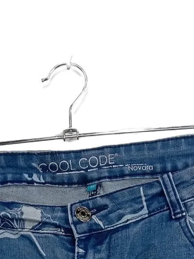 COOLCODE Damen Jeans Shorts Gr. 42 Blau Blumenmuster Casual