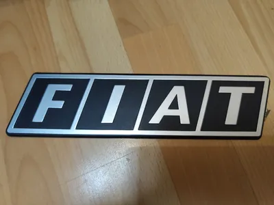 Fiat Emblem Schild Logo Aufkleber Schwarz Silber Auto Zubehör