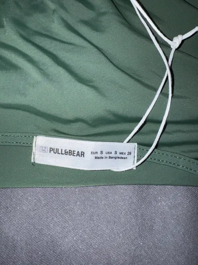 Pull&Bear Damen Bandeau-Top Bikini Oberteil Grün Gr. 36, S