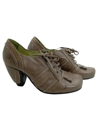 Tiggers Damen Schnürschuhe Gr. 40 Braun Vintage Leder Halbschuhe Absatz
