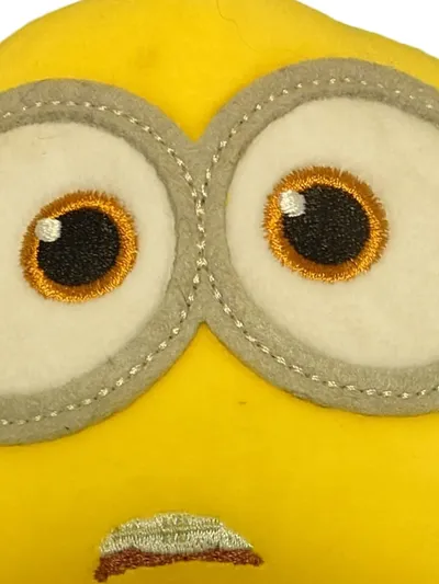 Minions Kuscheltier Plüschfigur Gelb 17cm Stofftier Kinder Spielzeug