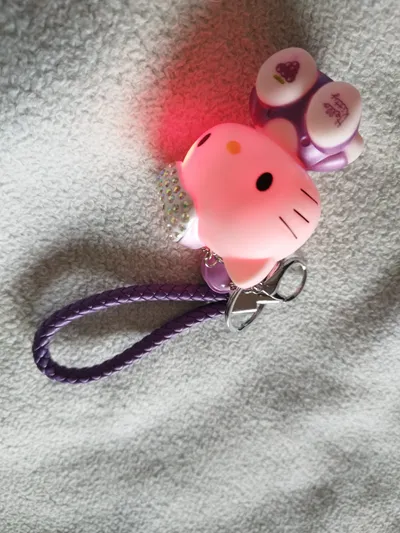 Hello Kitty Schlüsselanhänger Katze Pink Strasssteine Charmant LED