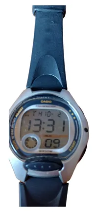 Casio Illuminator WR50M Sportuhr Digitaluhr Herren Damen Schwarz Kunststoff 2