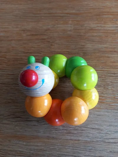 HABA Holzraupe Rassel Greifling Baby Spielzeug Farbenfroh Mehrfarbig Holz
