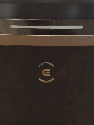 ECOVACS Robotics DEEBOT T30 OMNI Saug Wisch Roboter Schwarz