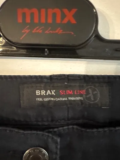 BRAX Slim Line Stoffhose Damen Gr. 38 Schwarz Baumwolle Stretch