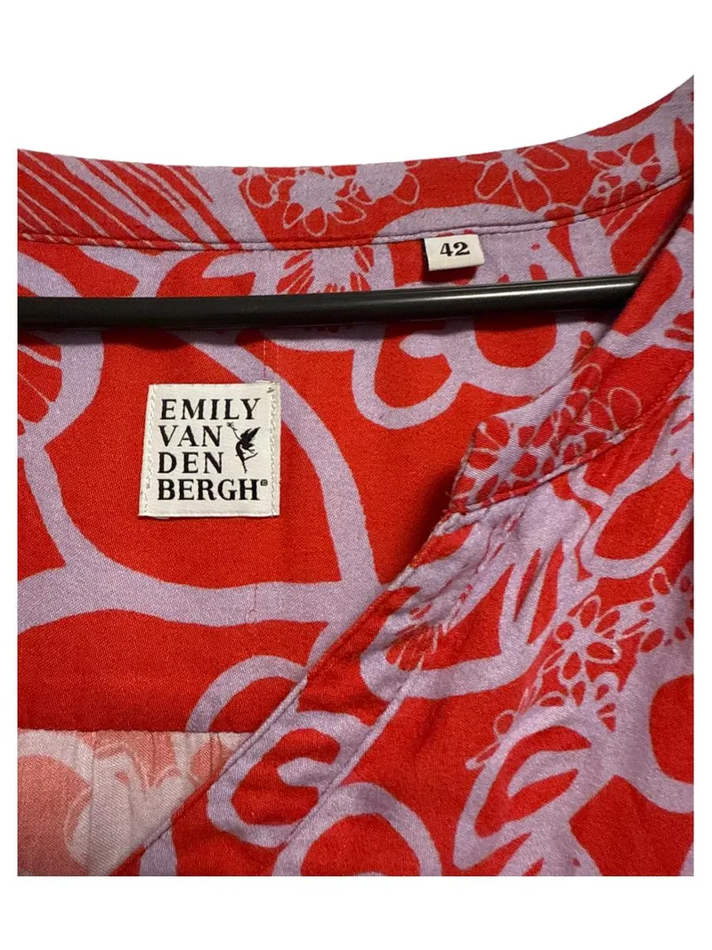 Emily van den Bergh Damen Bluse Gr. 42 Rot Blumenmuster Langarm Viskose 3