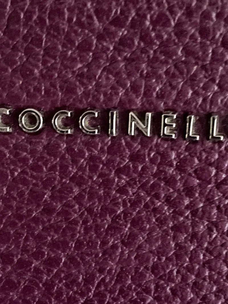 Coccinelle Damen Umhängetasche Leder Dunkelrot Elegant 4