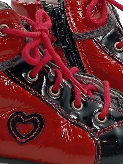 RICOSTA Kinder Stiefel Mädchen Jungen Lack Rot Gr. 26 Reißverschluss Herzen