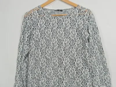Deichgraf Damen Langarmshirt Spitze Grau Gr. 38/M Feminin Blumenmuster