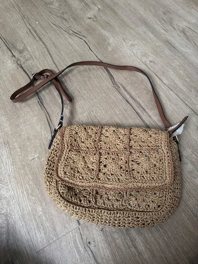 Parfois Umhängetasche Häkeltasche Bohemian Beige Leinen Damen Crossbody
