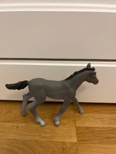 Schleich Fohlen Grau Pferd Spielfigur Tierfigur Horse Farm World