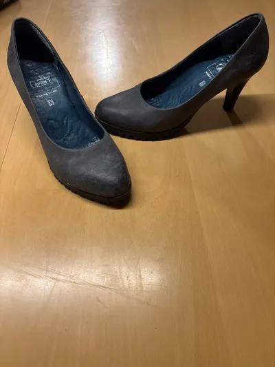 Caprice Damen Pumps Grau Gr. 38,5 Leder Absatz 10cm Elegant