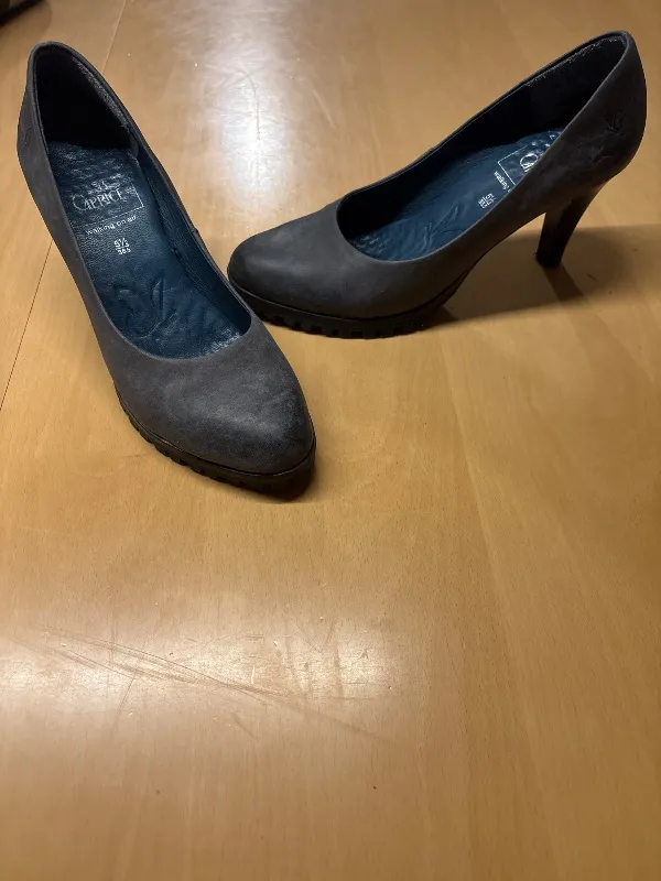 Caprice Damen Pumps Grau Gr. 38,5 Leder Absatz 10cm Elegant 2