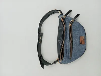 IDEAL OF SWEDEN Damen Gürteltasche Blau Jeans Leder Bauchtasche Goldkette