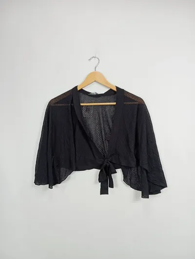 Sophie B Damen Strickjacke Kurz Gebunden Gr. M/L Schwarz Feminin