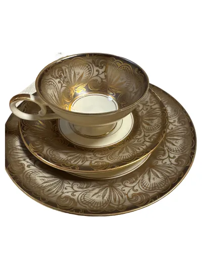 Schirnding Tasse Untertasse Teller Porzellan Gold Blumen Klassisch Festlich