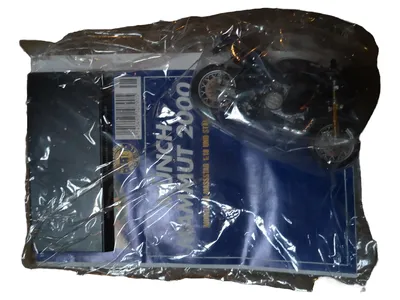 Hachette Mammut 2000 Modellfahrzeug 1:18 Sammlermodell Schwarz