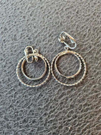 Avon Damen Ohrclips Creolen Silber Elegant Clip-on Ohrringe