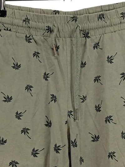 ever.me Damen Shorts XS Grün Palmenmuster Casual Strandhose