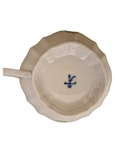 FÜRSTENBERG Porzellan Tasse Unterteller Blumenmuster Klassisch Weiß 6cm