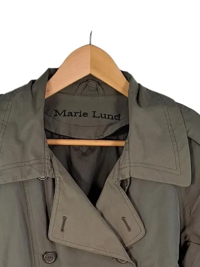 Marie Lund Damen Trenchcoat Mantel Oliv Gr. 42 XL Klassisch