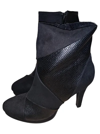 Studio London Damen Stiefelette Gr. 38 Schwarz Elegant Reptil-Prägung