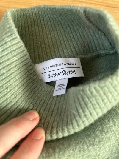 & Other Stories Damen Pullover Stehkragen Grün Gr. 34 XS Casual