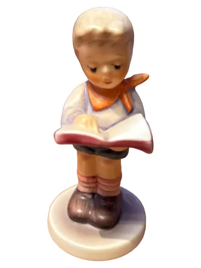 Goebel Hummel Figur Junge mit Buch 2087/B Porzellan Mehrfarbig 10cm