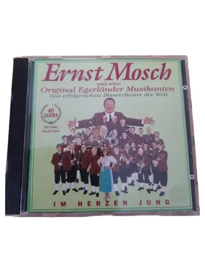 Ernst Mosch und seine Original Egerländer Musikanten Im Herzen Jung CD Album