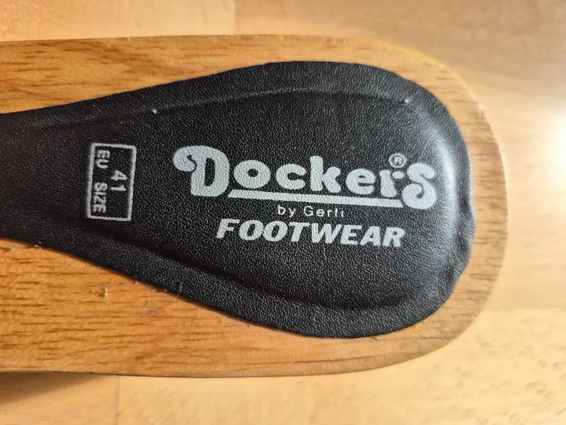 Dockers Pantoletten Damen Schwarz Holzoptik Strass Schnalle Gr. 41 3