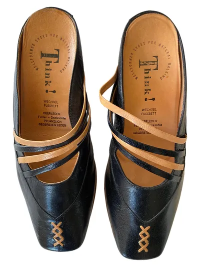 Think! Damen Pantoletten Leder Mules Schwarz Gr. 37 Komfortabel