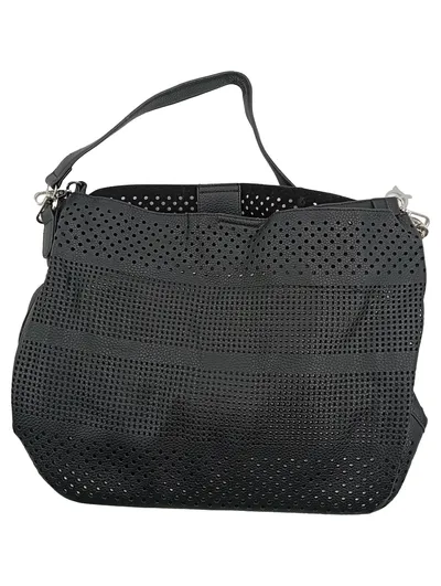 Collezione Alessandro Damen Umhängetasche Schwarz Lochmuster Mittel