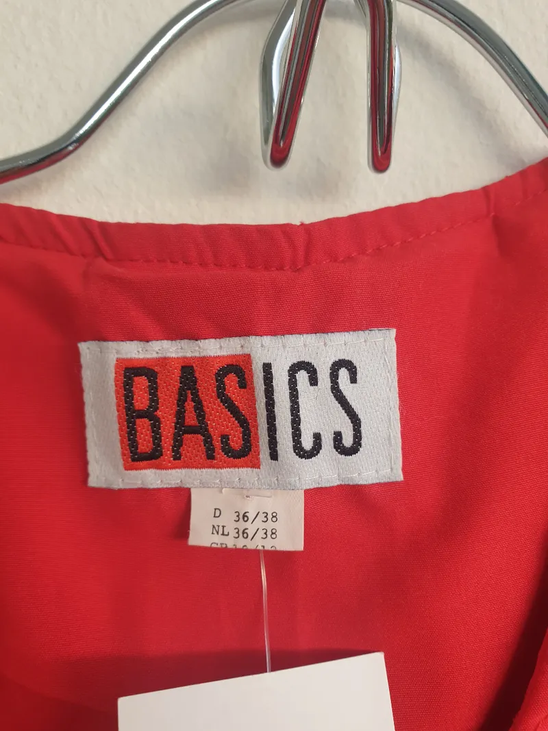 BASICS Steppweste Damen Gr. 36/38 Rot Wattiert Knopfleiste Casual 6