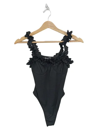 Missguided Damen Body mit Rüschen Schwarz Gr. 34/XS
