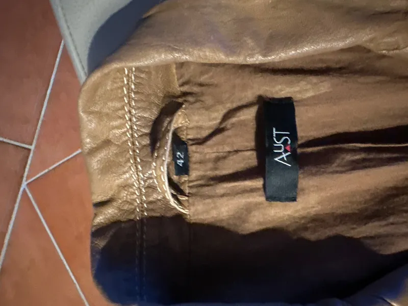 Aust Damen Lederjacke Braun Gr. 42 Casual Echtleder Gürtel 6