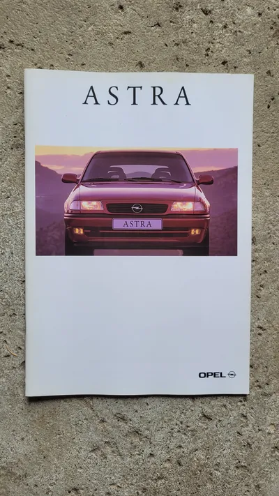 Opel Astra Prospekt Katalog Broschüre Autozubehör Original Weiß