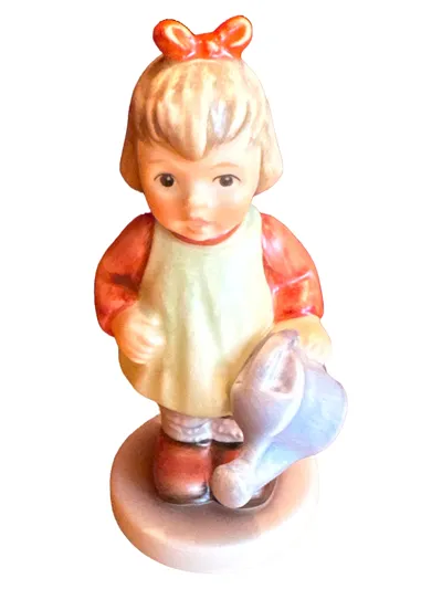 Goebel Mädchen mit Gießkanne Figur Porzellan Sammlerstück 10cm Mehrfarbig
