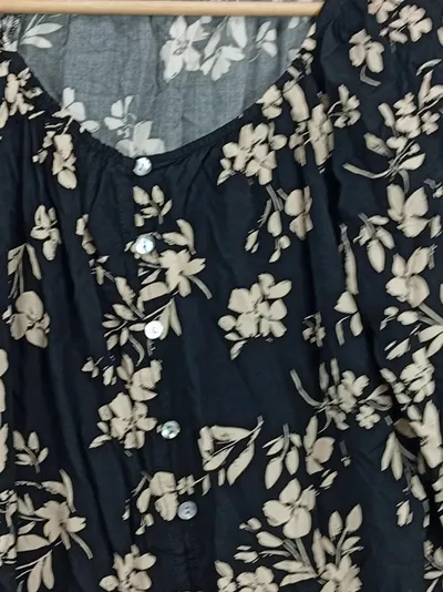 Hollys Damen Bluse XL Viskose Blumenmuster Casual