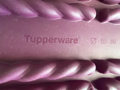 Tupperware Backform Silikon Gebäckform Stangen Lila 30cm