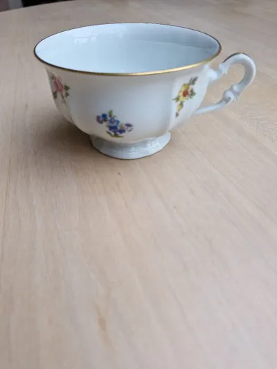 FÜRSTENBERG Porzellan Tasse mit Blumenmuster Klassisch Weiß Vintage