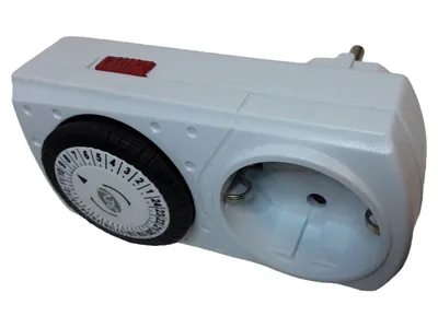 REV Zeitschaltuhr 25010A analog 24h Steckdose 230V 3680W Timer weiß