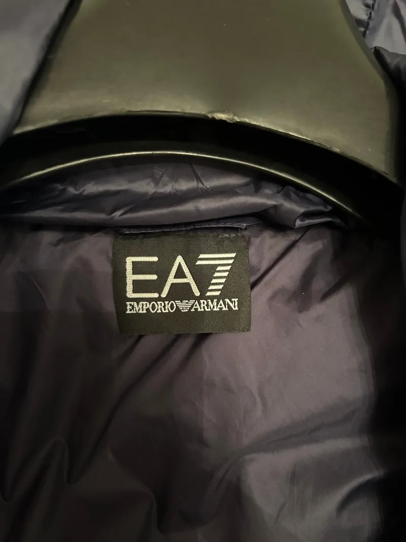 Emporio Armani Damen Steppjacke Gr. 36 Blau Sportlich Daunenmantel 7