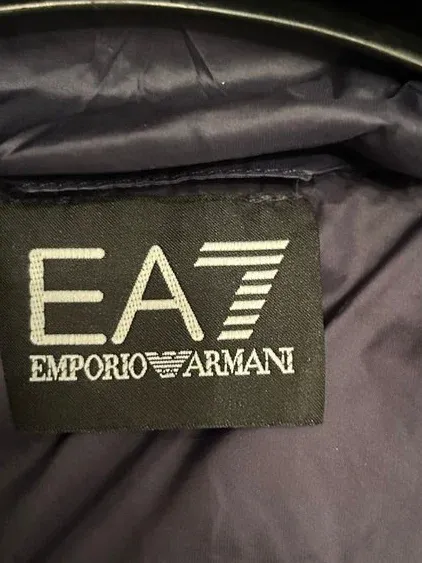 Emporio Armani Damen Steppjacke Gr. 36 Blau Sportlich Daunenmantel 8