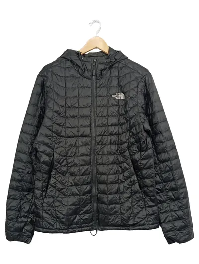 The North Face Steppjacke Herren Schwarz Gr. 48/M Outdoor Kapuze Gesteppt