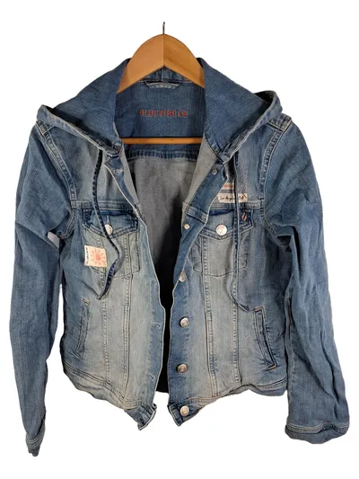 Blue Fire Co. Jeansjacke Damen Blau Gr. 36 S Kapuze Applikationen
