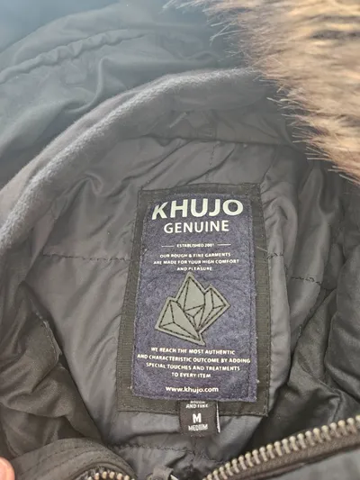 Khujo Herren Winterjacke Parka Schwarz Gr. M Kapuze Fellbesatz Gesteppt