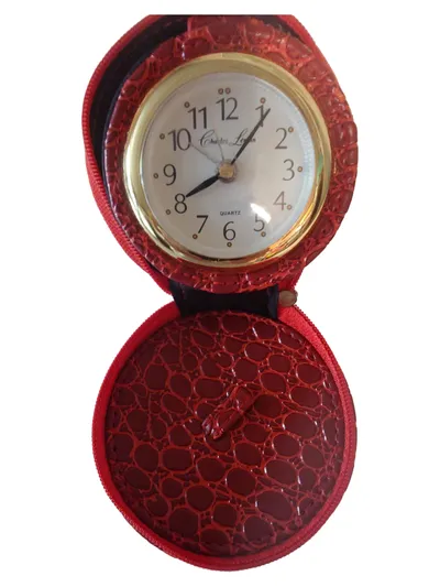 Charles Léman Reiseuhr Vintage Rot Kunstleder Etui Tierdruck